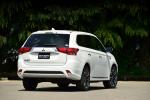 Mitsubishi Outlander PHEV 2015 года (JP)